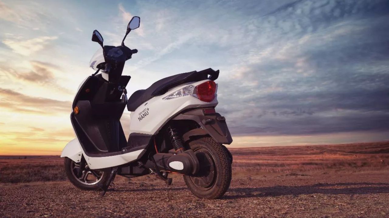 High Speed Electric Scooter: 100 किमी रेंज वाले तीन नए हाई-स्पीड इलेक्ट्रिक स्कूटर लॉन्च, जानें कीमत और फीचर्स